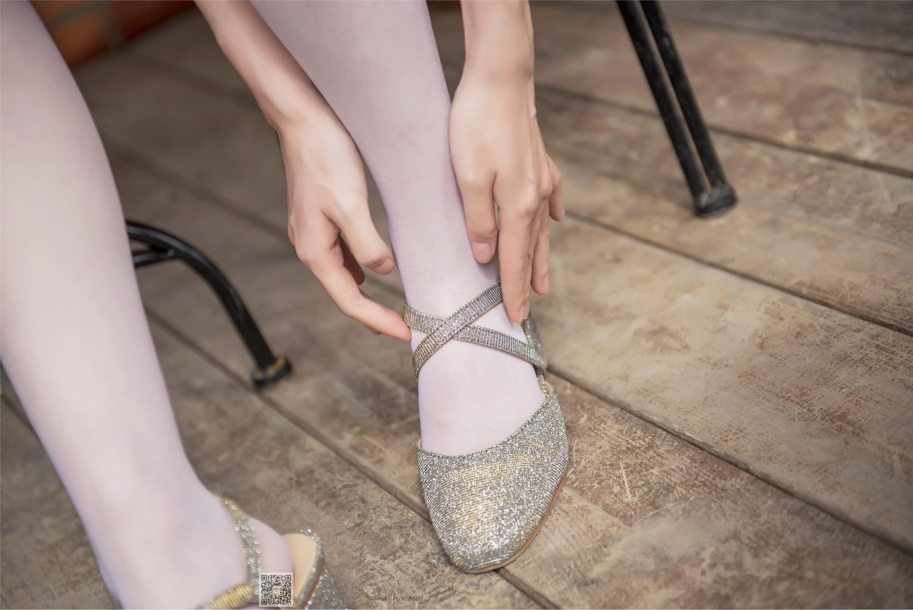 SSA丝社 NO.009 小琪琪 超薄5D长筒袜街拍